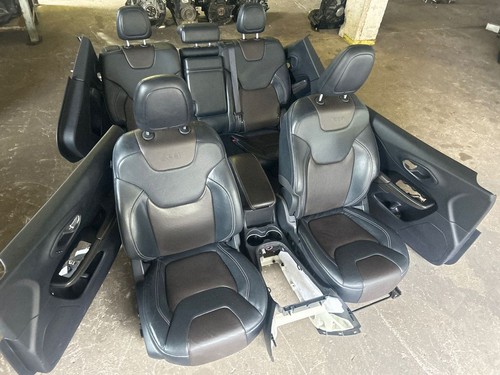 Jeep cherokee 2015 interior - jeep,