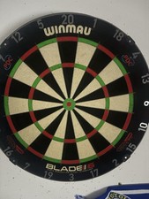 Winmau Darts Blade 6 Triple Core Carbon Professional PDC Dartboard