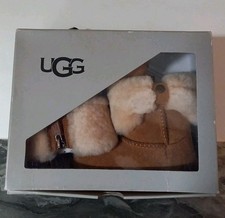 Child's Ugg Boots New  Size 4/5 Ramona 12  To 18 Months