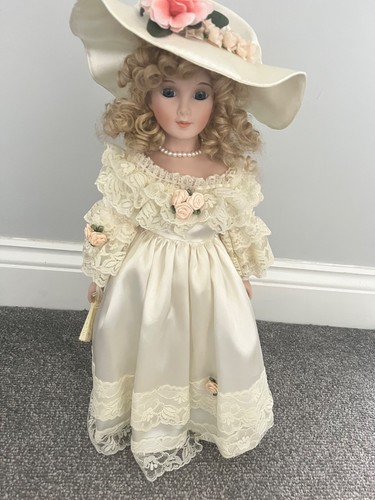 Rare vintage alberon porcelain - rare,