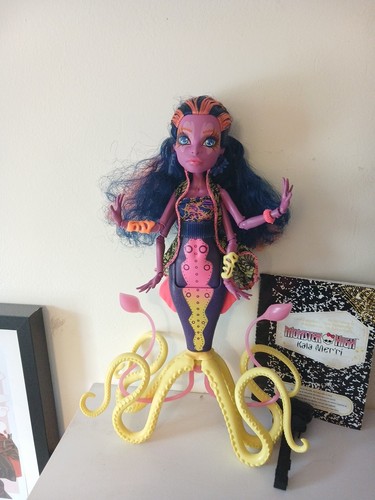 Monster high kala - mer'ri, doll