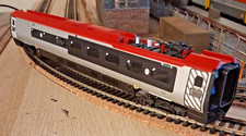 Hornby Virgin Alstom Pendolino