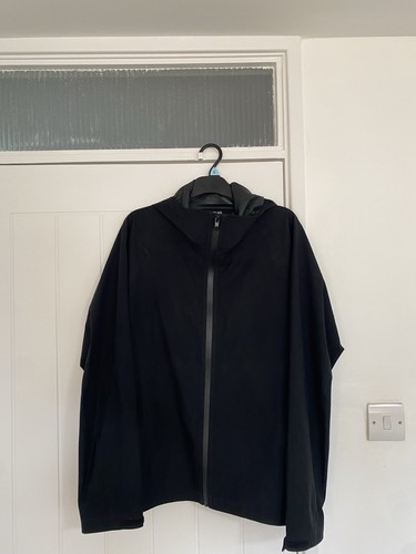 Uniqlo black blocktech parka - uniqlo,