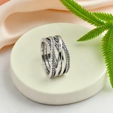 Sparkling & Polished Lines