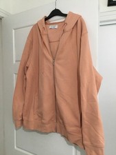 Zipped Hoodie 