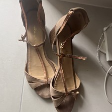 AIDA CG Beige Women's Ballroom