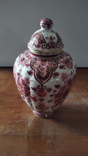 Queen gouda delft vase dark - queen,