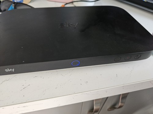 Sky box es240 - box, hdd