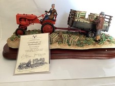 Border Fine Arts Cut and