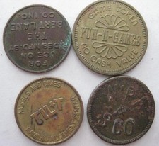Lot amusement brass - of,