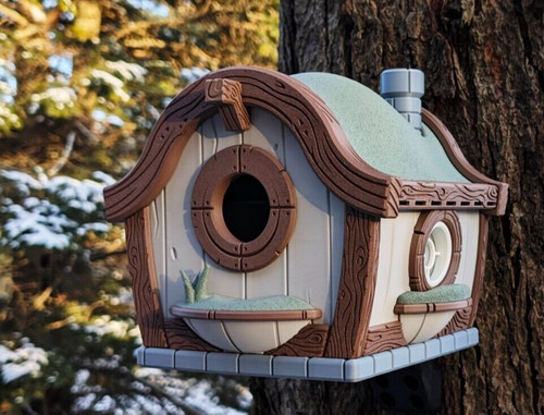 Hobbit house bird - hobbit,