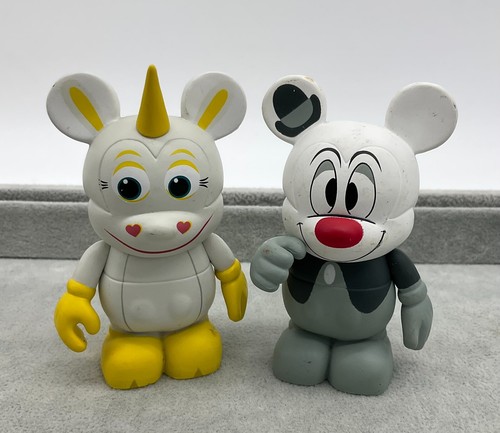 Disney vinylmation toy - disney,
