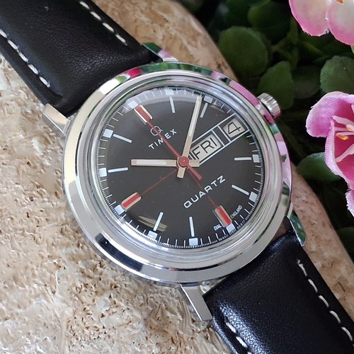 Serviced 1977 timex quartz - 1977, q
