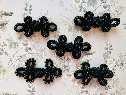 Pairs small beaded chinese - 5,