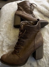 Just Fab - Tan Brown Heel Lace