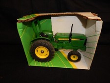ERTL JOHN DEERE COMPACT