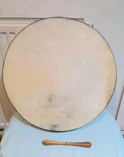 Bodhran with cover and - 18",