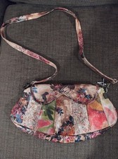 Etui London Leather Clutch Bag Floral Pattern with Detachable Strap