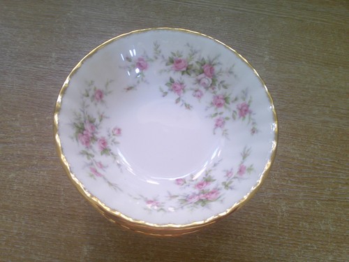 Royal albert victoriana rose - royal,