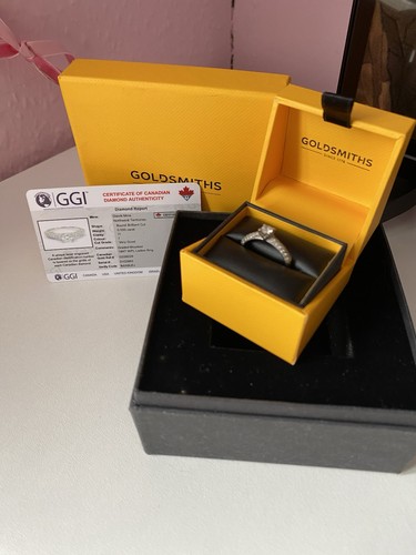 Goldsmiths 18ct white - 18ct,