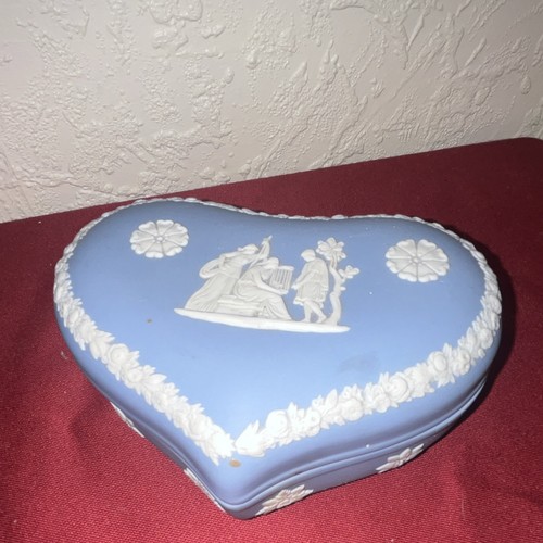 Wedgwood heart shaped - wedgwood, heart-shaped