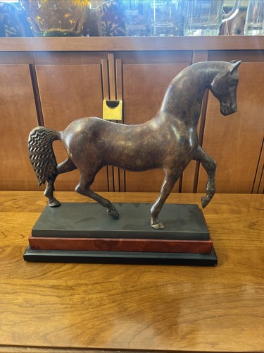 Antique bronze horse - bronze,