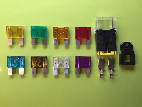 Maxi fuses holders - fuses, 30a