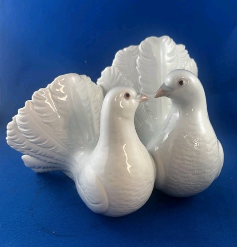 Lladro porcelain figurine - porcelain,