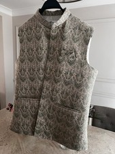 Men's Pakistani Wedding Waistcoat. New Without Tags. Size 46 Sage & Gold.
