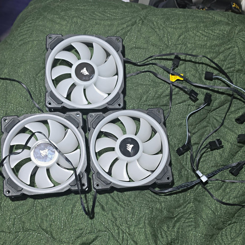 Corsair ll120mm magnetic case - corsair,