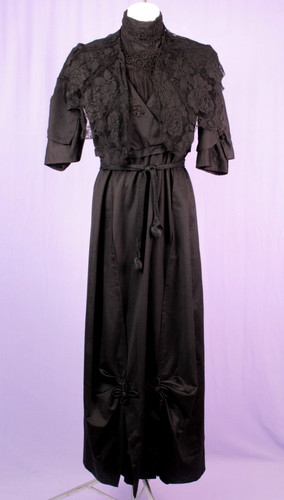 Vtg women antique late 1800s - women's,