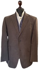 Brown linen-rich summer suit