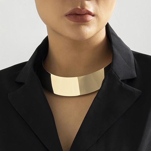 Gold color torque necklace - gold,