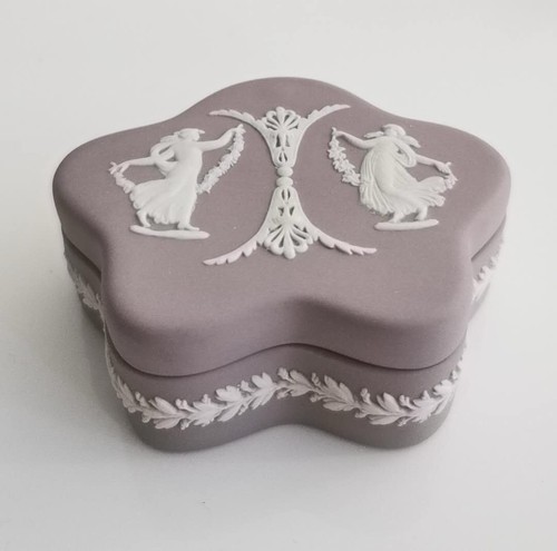 Rare vintage wedgwood - vintage, lilac