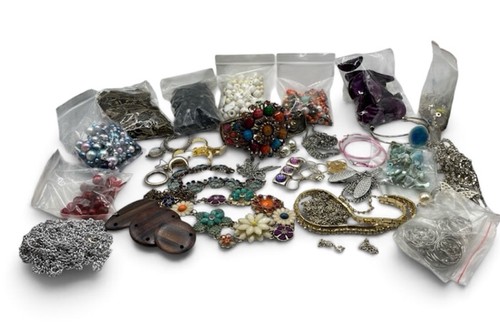Costume jewellery beads - jewellery,,