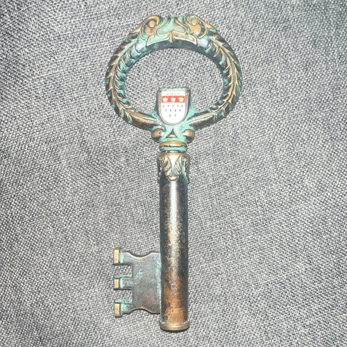 Vintage key theme metal - theme,