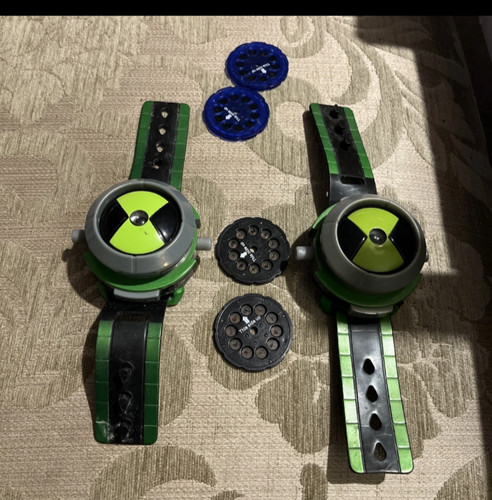 Ben alien ultimate omnitrix - 10,