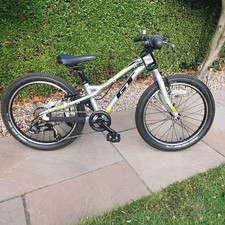 GT Stomper Ace 20"wheels kid's lightweight bike.