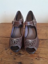Marks & Spencer Foot Glove