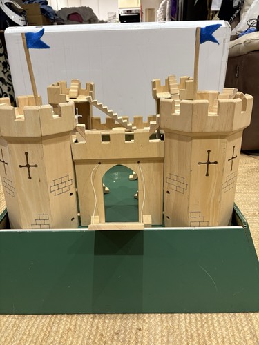 Extra large wooden - wooden, castle