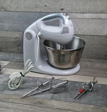 Breville Flow Electric Hand and Stand Mixer | 3.5L Stainless Steel Rotating Bow
