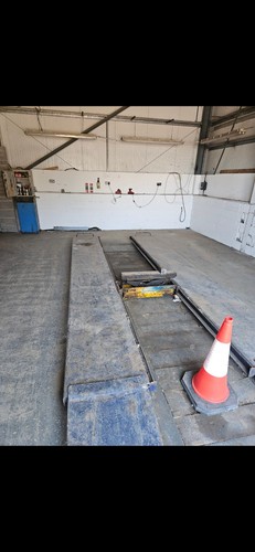 Mechanical scissors lift - mechanical,