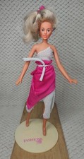MB Fashions By Me Doll Stand & Outfit  Super Rare 1980's   VGC    14 Inch Doll