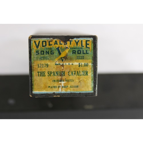 Vintage vocalstyle piano - vintage,