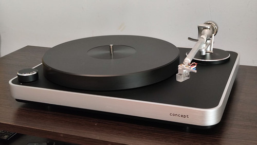 Clearaudio concept turntable - concept,