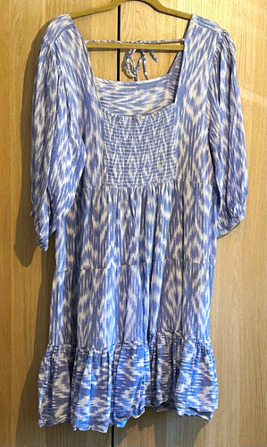 Blue white abstract - blue/white, smock