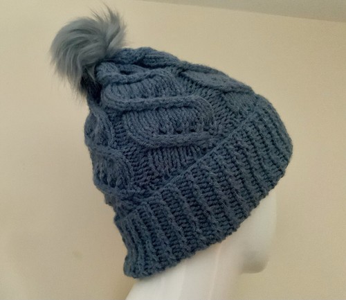 Hand knitted cable - hand,