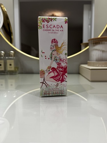 Escada cherry the air - escada,
