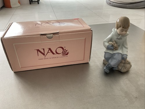 Lladro nao boy with rabbit - lladro,