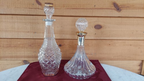 Lot vintage glass liquor - of, 2